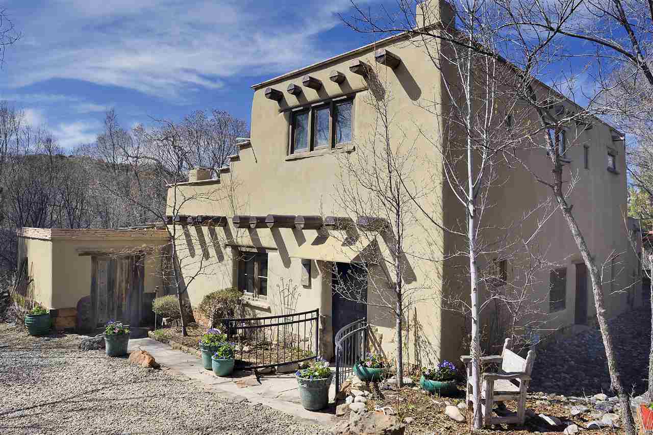 Homes & Land for Sale in the Tesuque Area