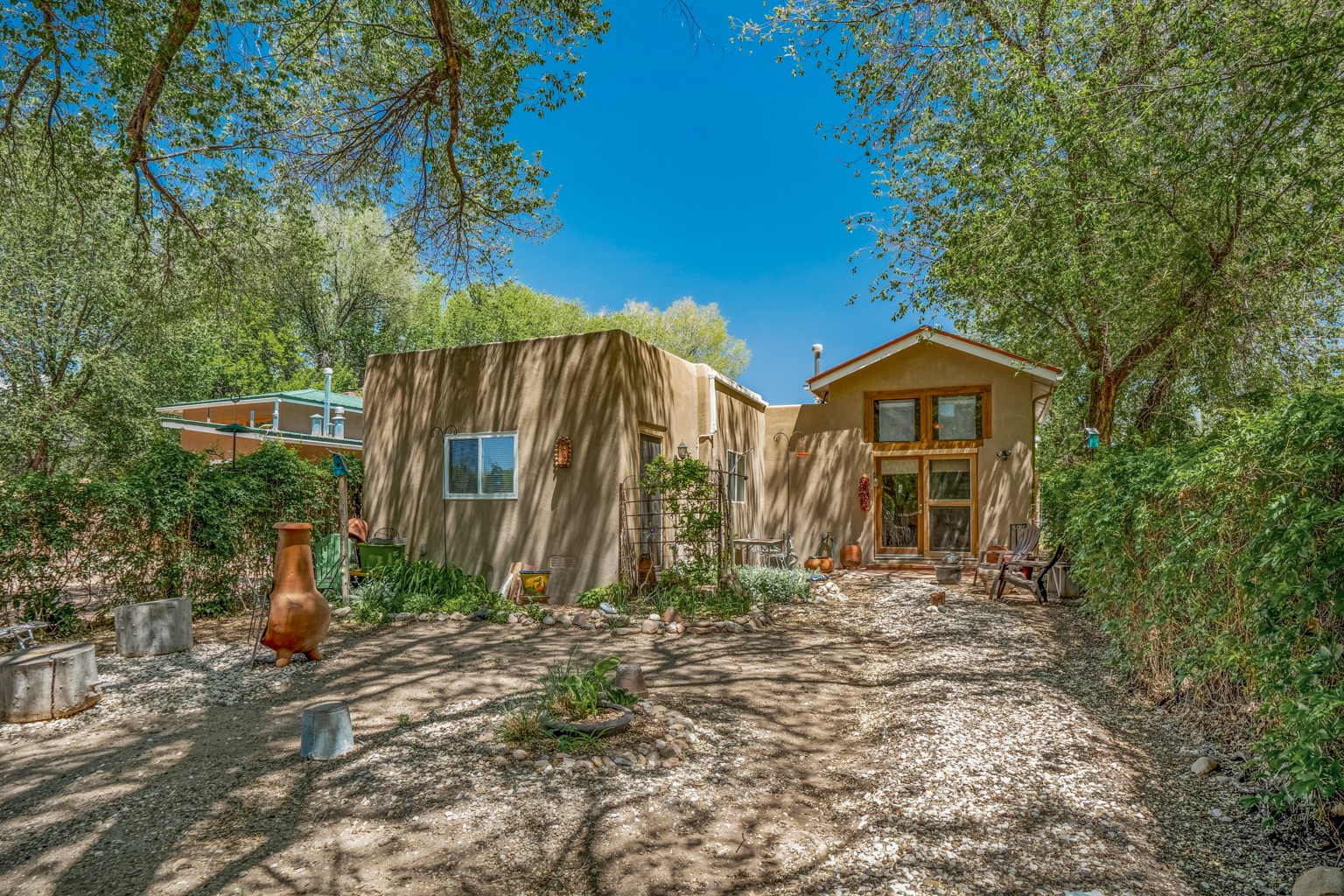 Nambe Area Santa Fe Beautiful Homes Sotheby's Santa Fe, New Mexico