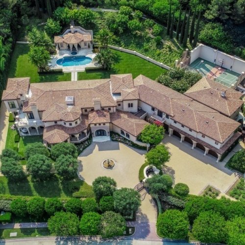 Sofia Vergara And Joe Manganiello Buy Barry Bonds' Former Estate ...